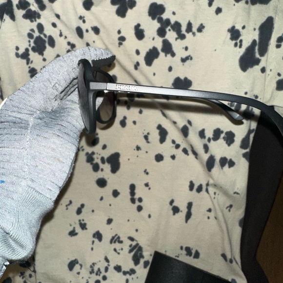 Prada aviator sunglasses black - Picture 7 of 9